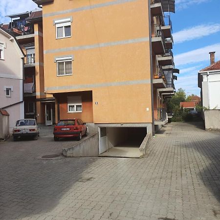 Apartman Lan - Free Parking Vranje Exterior photo